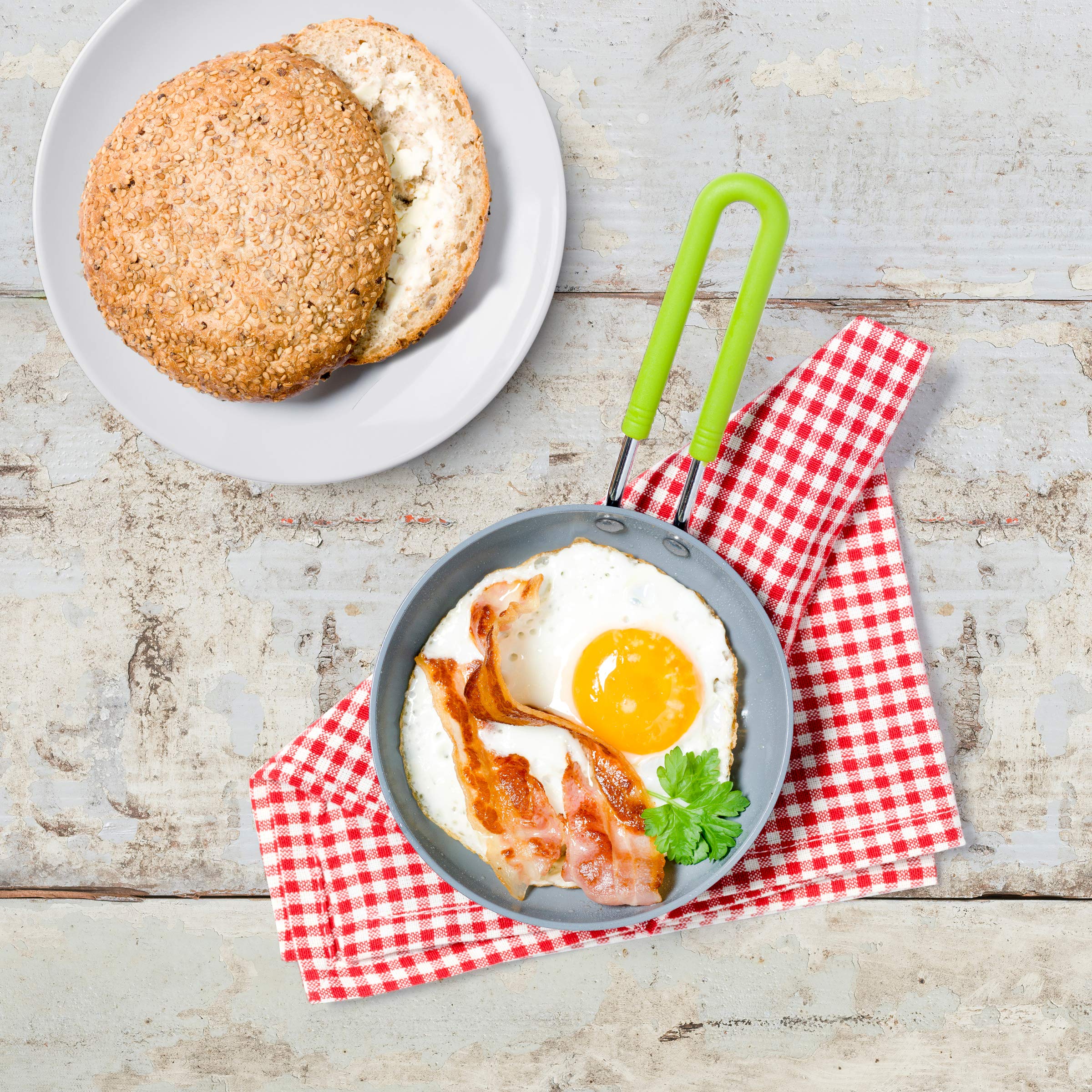 Streamlining Global Supply Chains with Custom Cookware Solutions